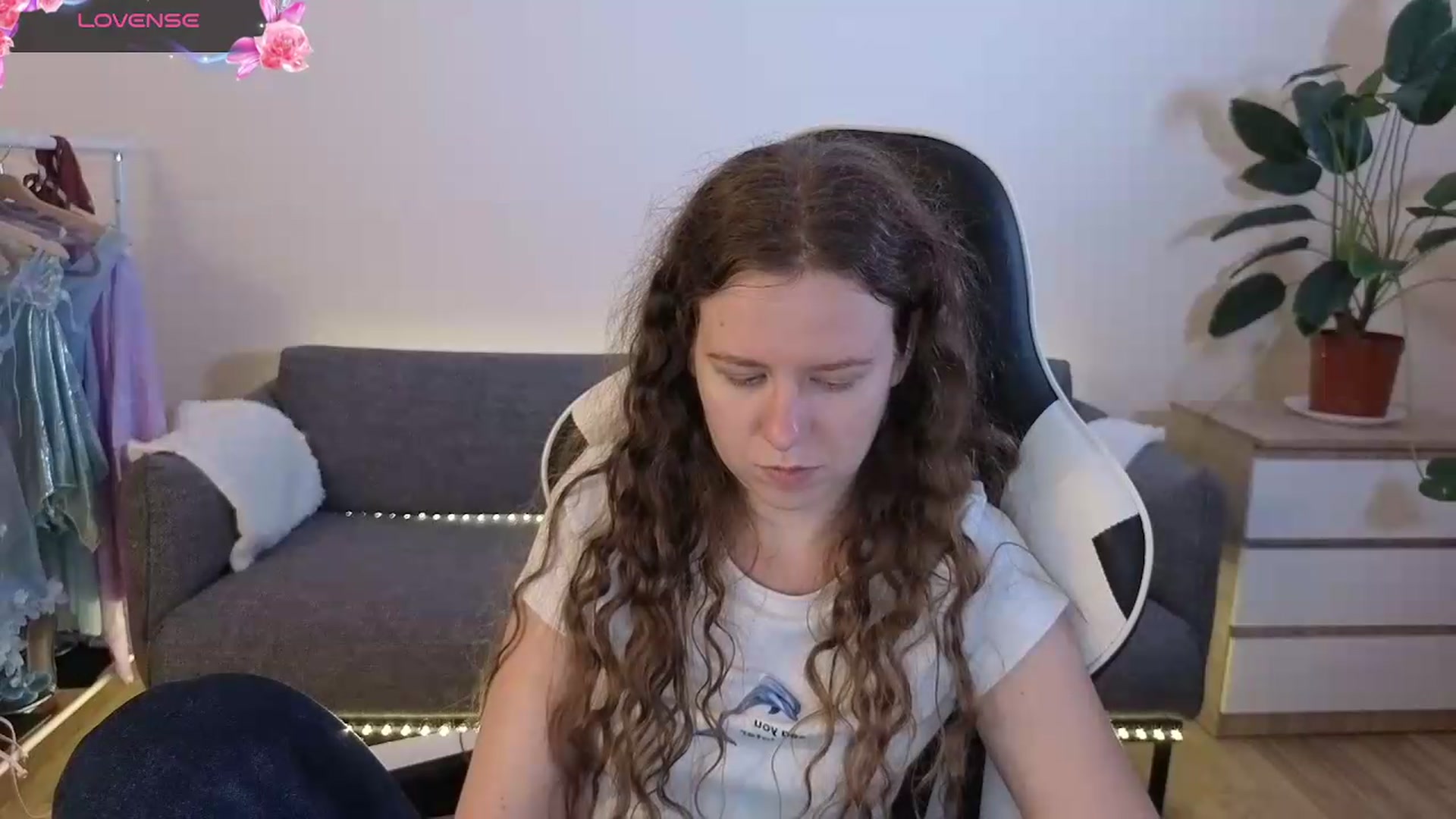 Gallery image thumbnail from BlueFlowerr's myfreecams stream on, 07/08/2026, 22:56 image 20 of 20