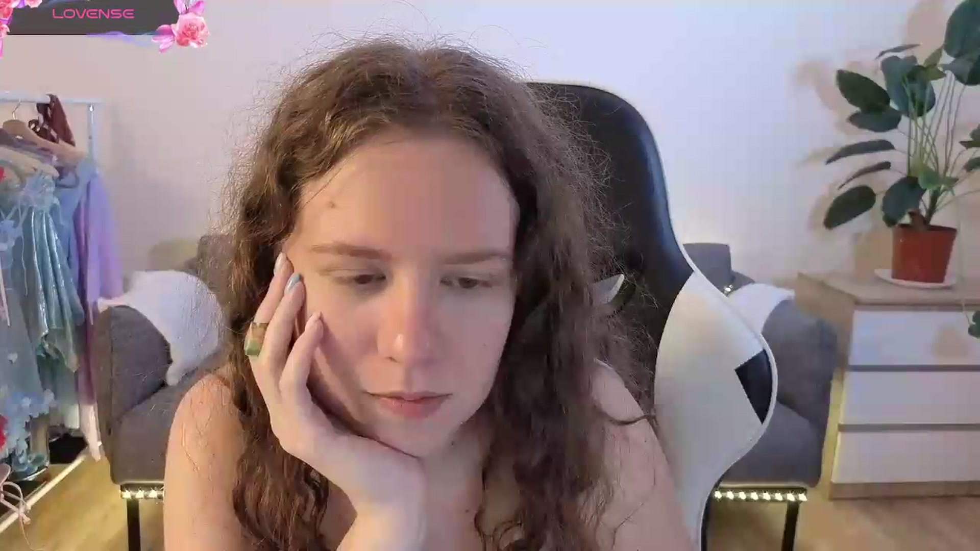 Gallery image thumbnail from BlueFlowerr's myfreecams stream on, 07/08/2026, 22:56 image 12 of 20