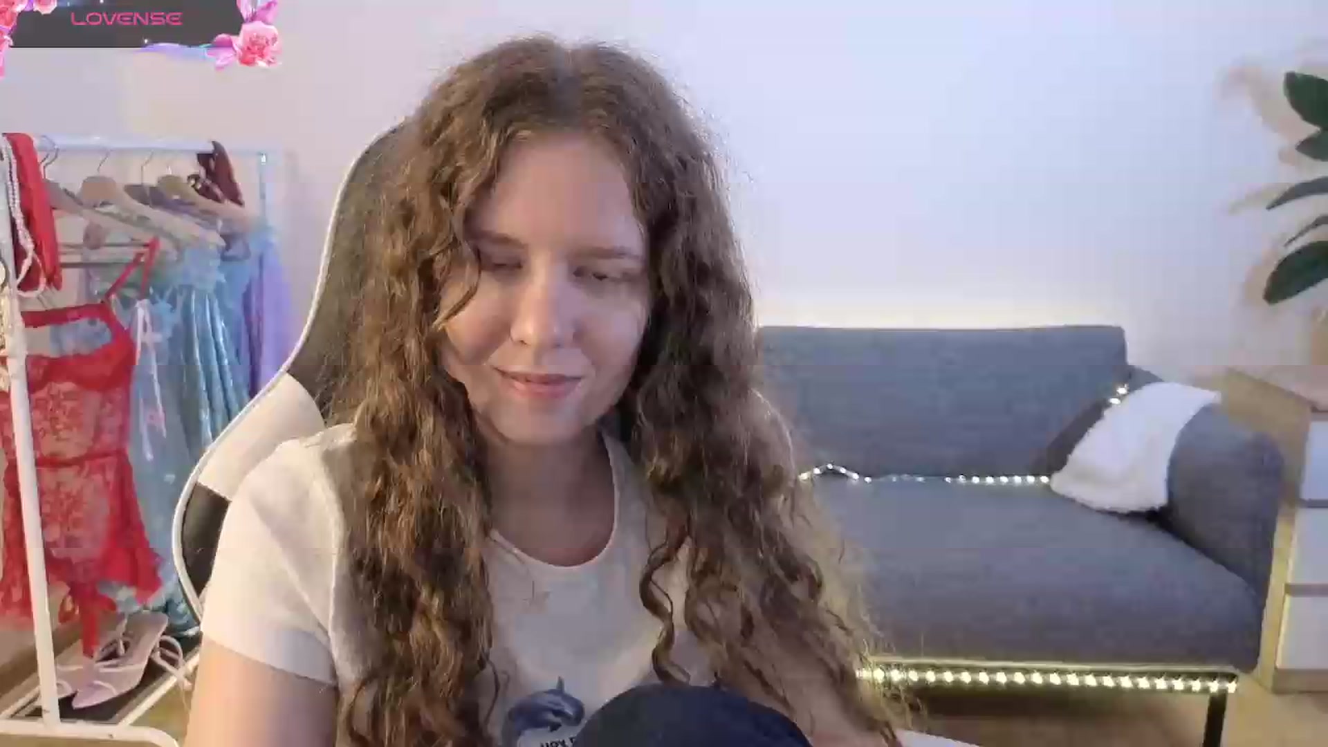 Gallery image thumbnail from BlueFlowerr's myfreecams stream on, 07/08/2026, 22:56 image 1 of 20