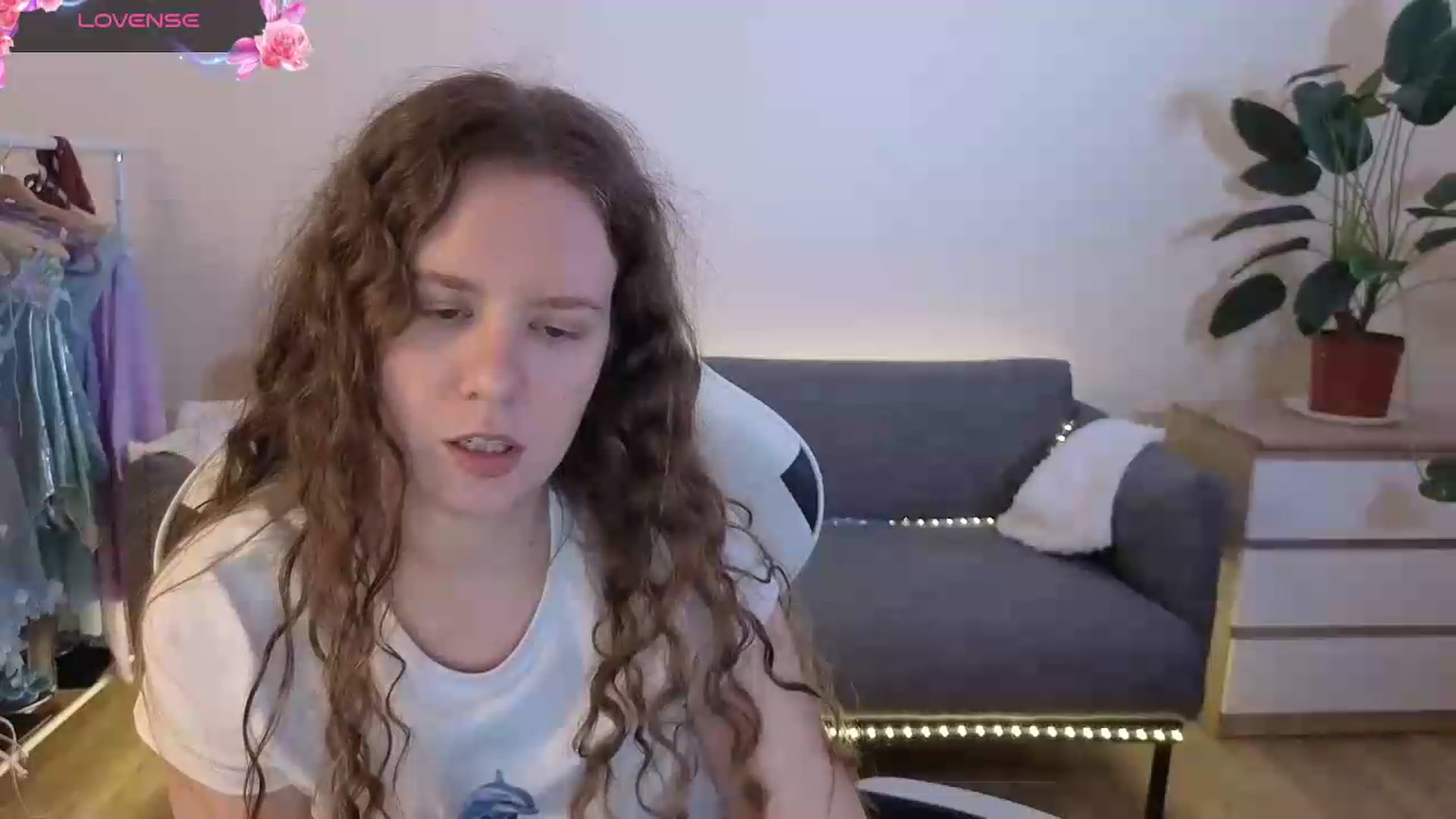 Gallery image thumbnail from BlueFlowerr's myfreecams stream on, 07/09/2026, 24:04 image 17 of 20