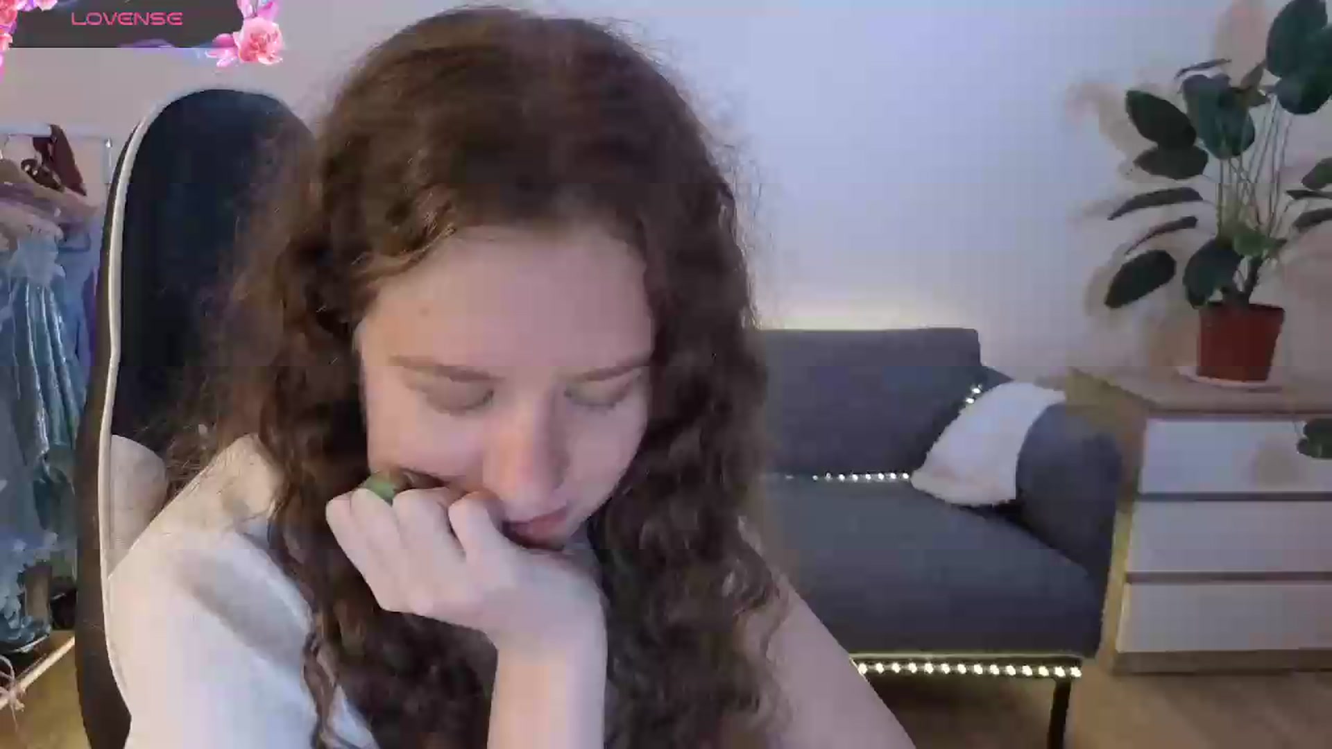 Gallery image thumbnail from BlueFlowerr's myfreecams stream on, 07/09/2026, 24:04 image 2 of 20