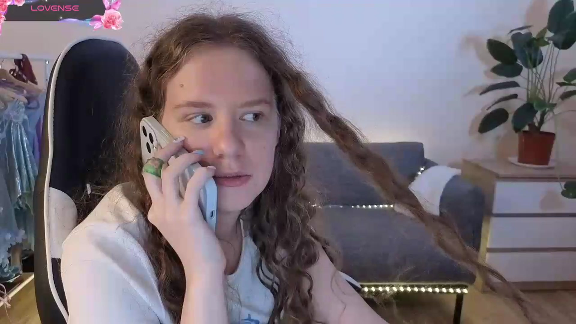 Gallery image thumbnail from BlueFlowerr's myfreecams stream on, 07/09/2026, 24:04 image 8 of 20