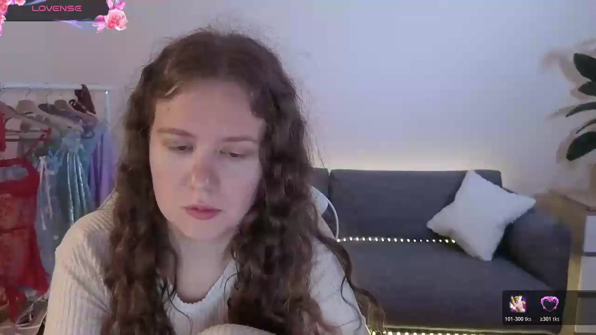 Gallery image thumbnail from BlueFlowerr's myfreecams stream on, 07/11/2026, 17:53 image 20 of 20
