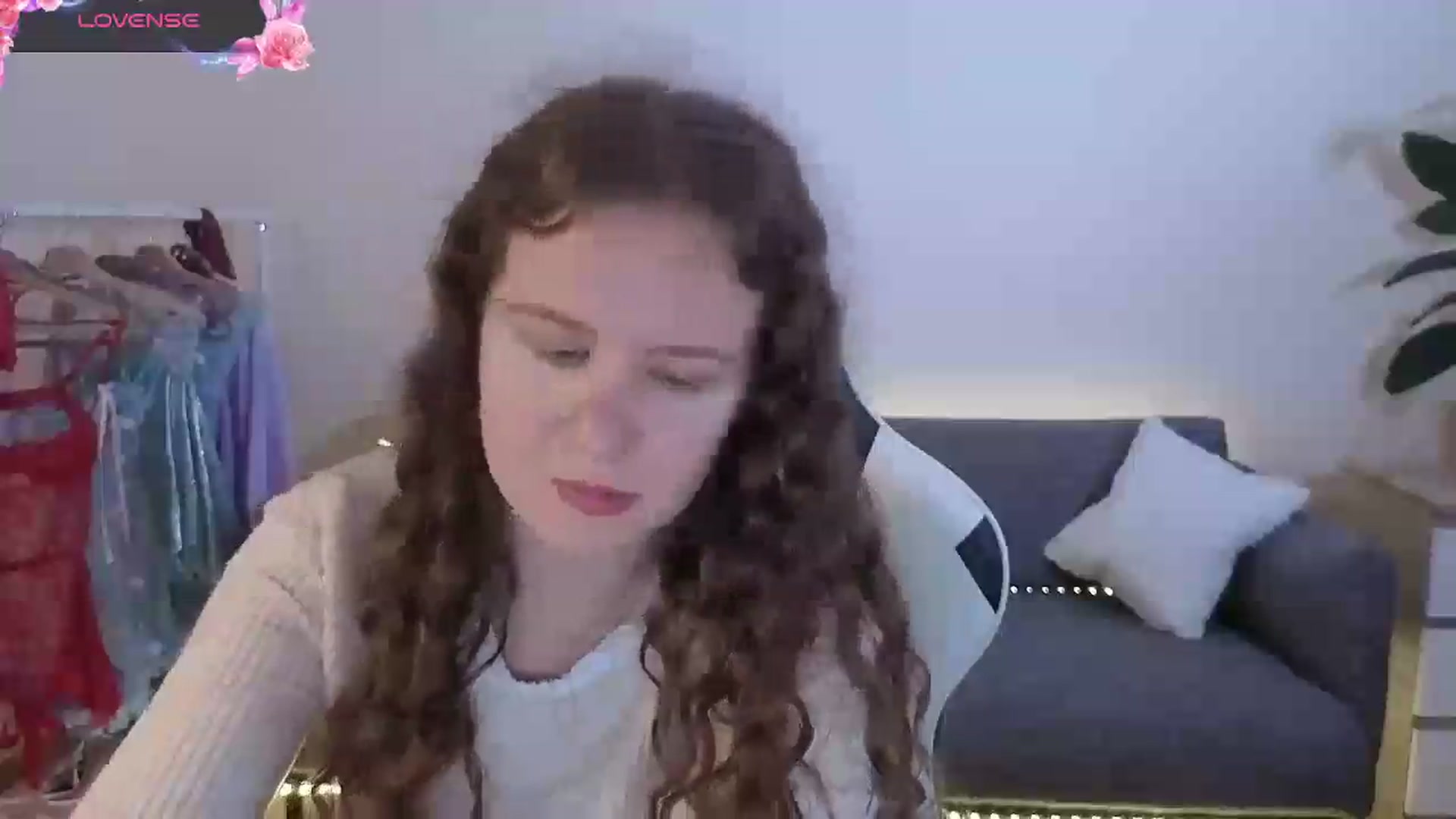 Gallery image thumbnail from BlueFlowerr's myfreecams stream on, 07/11/2026, 17:53 image 4 of 20