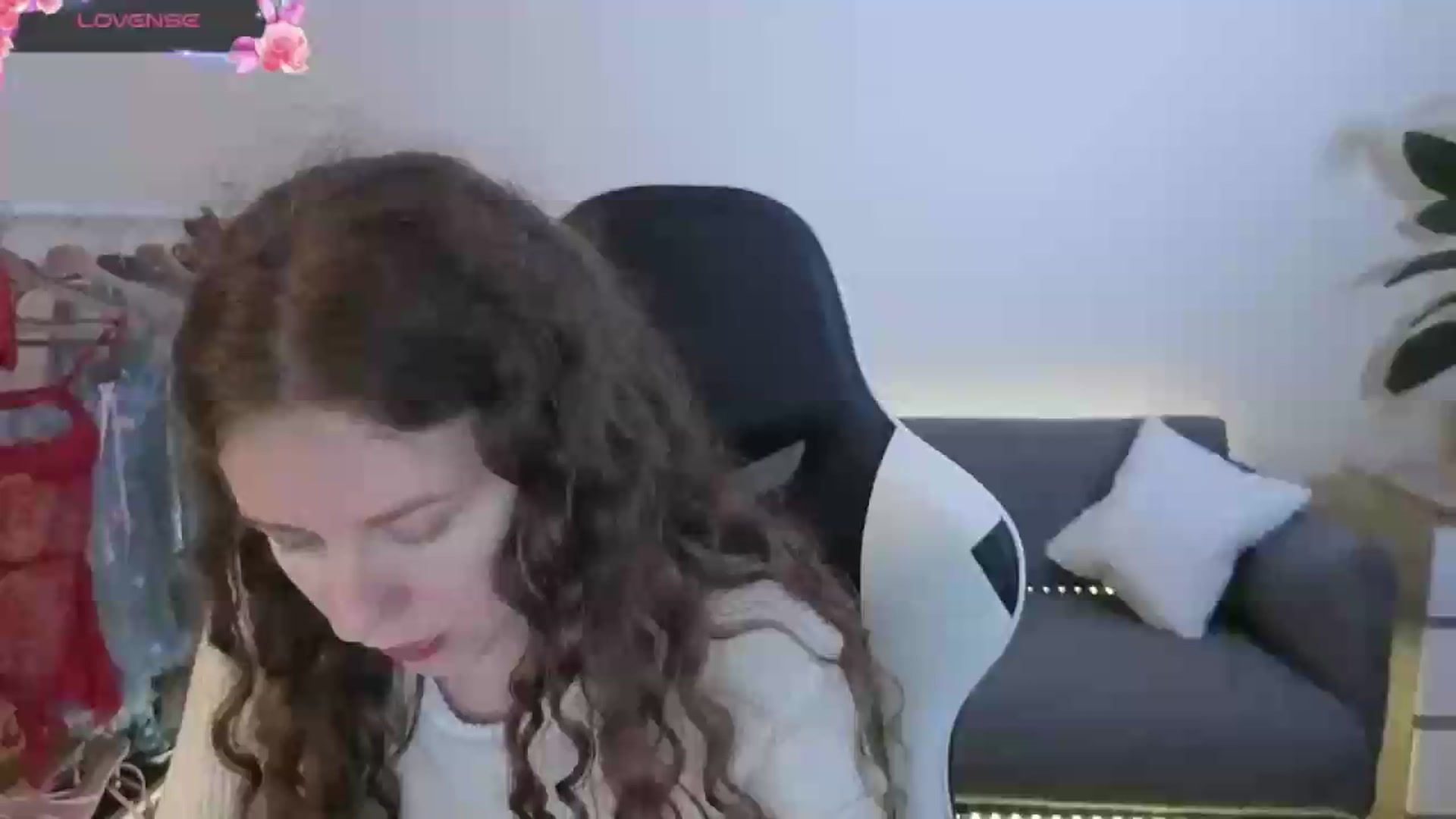 Gallery image thumbnail from BlueFlowerr's myfreecams stream on, 07/11/2026, 17:53 image 7 of 20