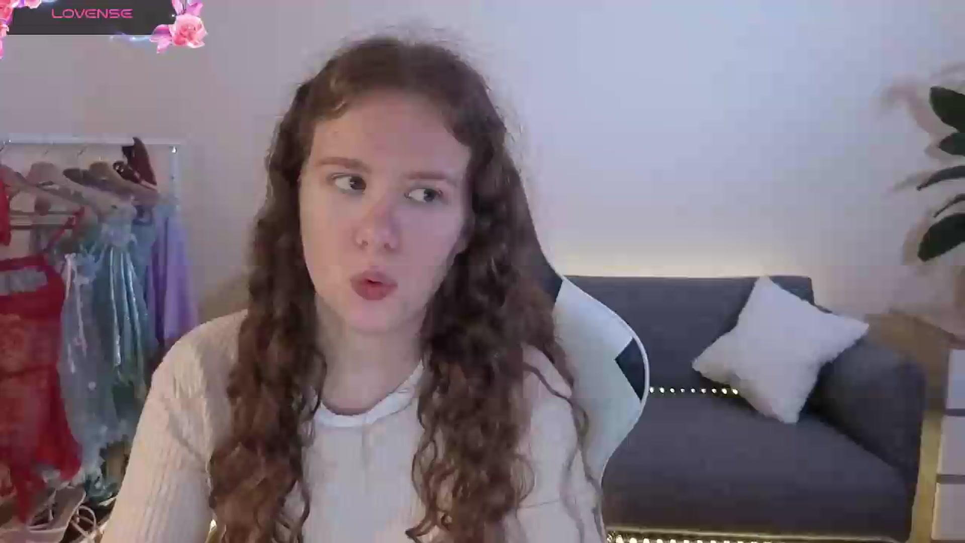 Gallery image thumbnail from BlueFlowerr's myfreecams stream on, 07/11/2026, 17:53 image 12 of 20