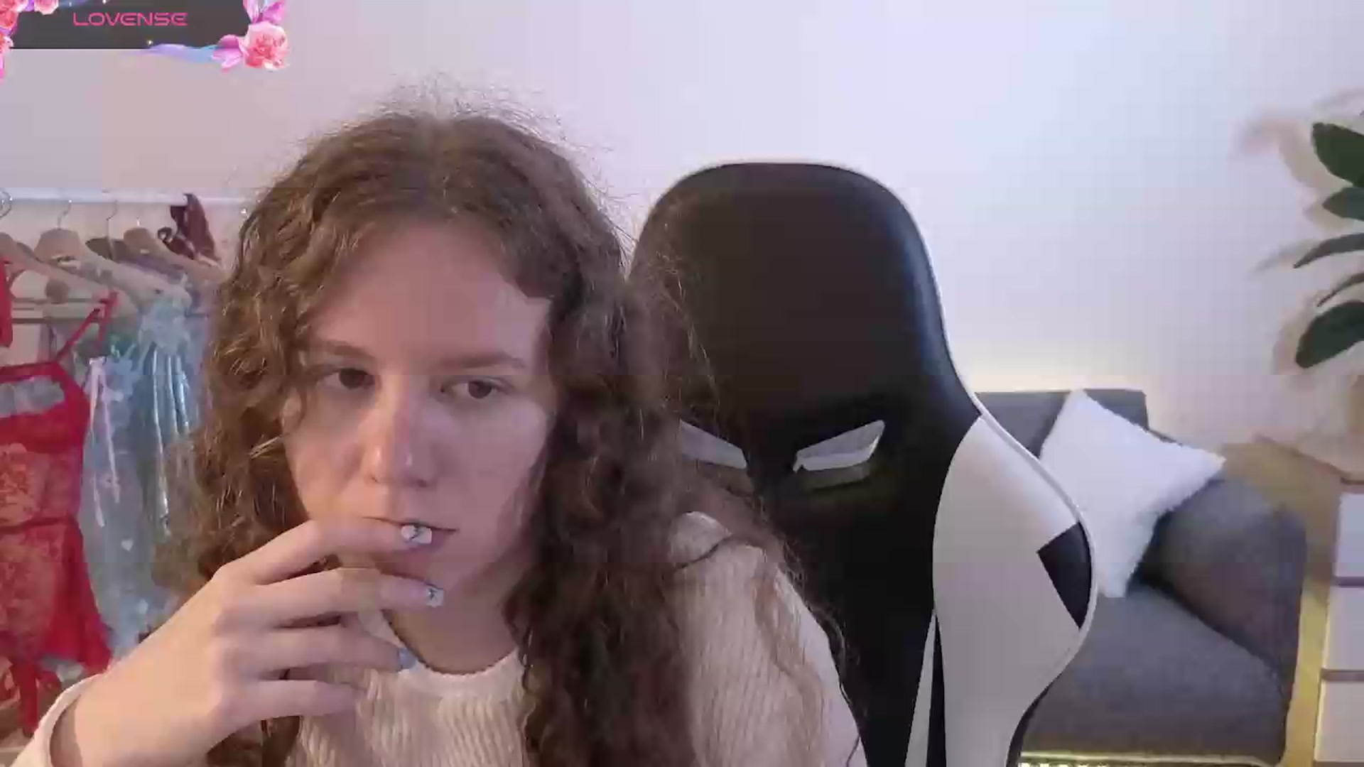 Gallery image thumbnail from BlueFlowerr's myfreecams stream on, 07/11/2026, 19:48 image 1 of 20