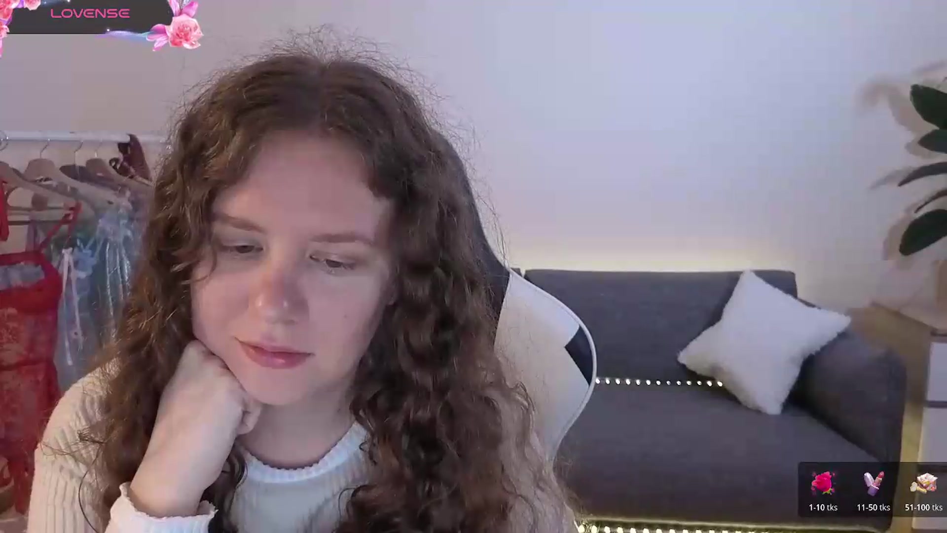 Gallery image thumbnail from BlueFlowerr's myfreecams stream on, 07/11/2026, 19:48 image 13 of 20