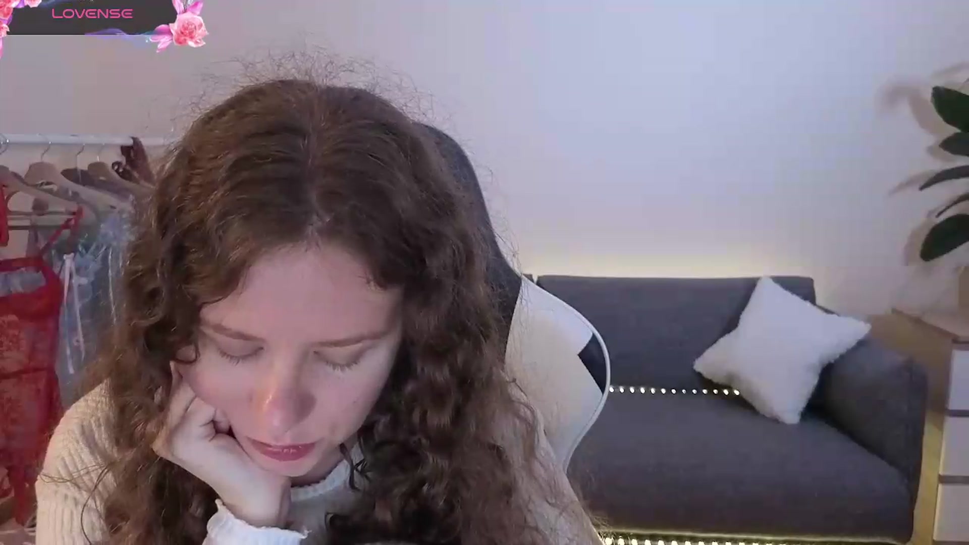 Gallery image thumbnail from BlueFlowerr's myfreecams stream on, 07/11/2026, 19:48 image 12 of 20