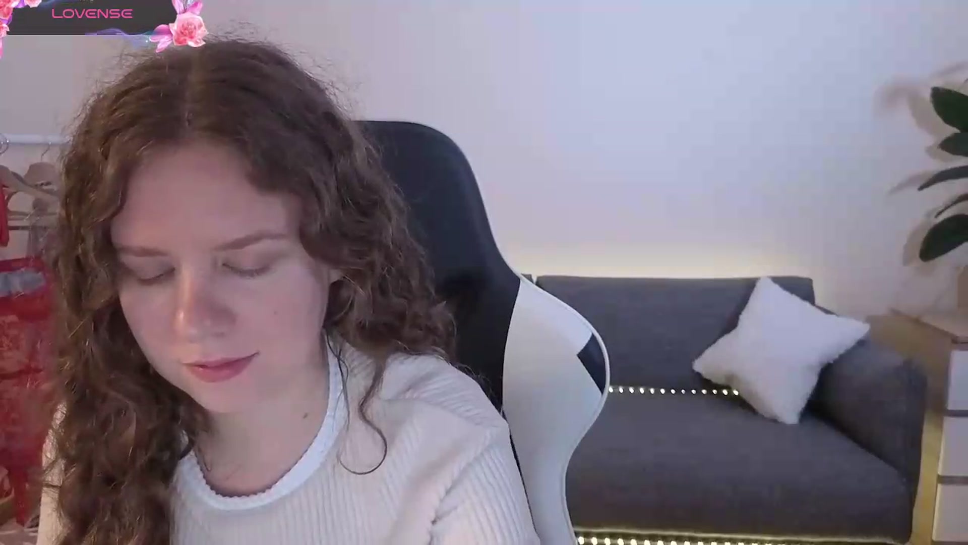 Gallery image thumbnail from BlueFlowerr's myfreecams stream on, 07/11/2026, 19:48 image 20 of 20