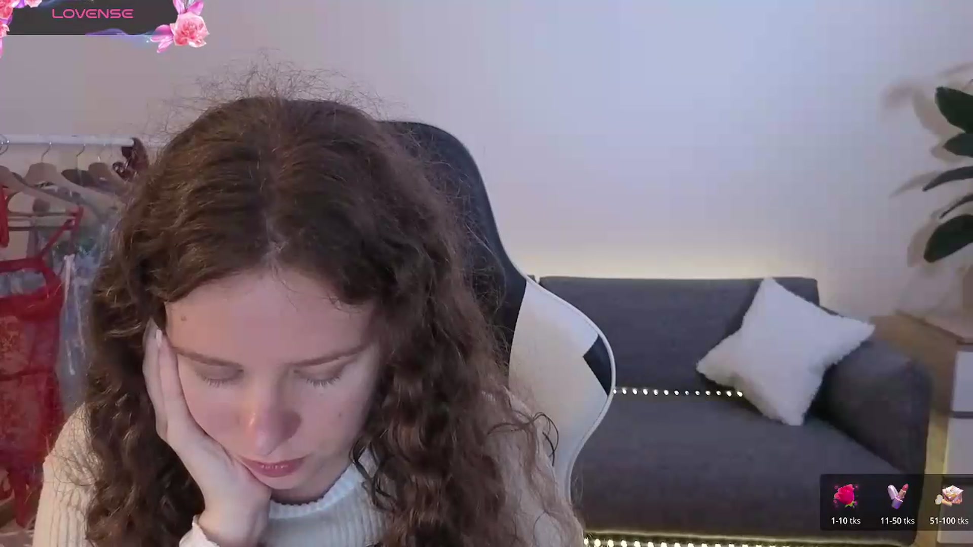 Gallery image thumbnail from BlueFlowerr's myfreecams stream on, 07/11/2026, 19:48 image 16 of 20