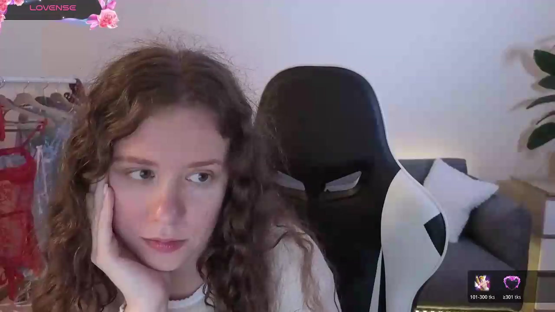 Gallery image thumbnail from BlueFlowerr's myfreecams stream on, 07/11/2026, 19:48 image 5 of 20