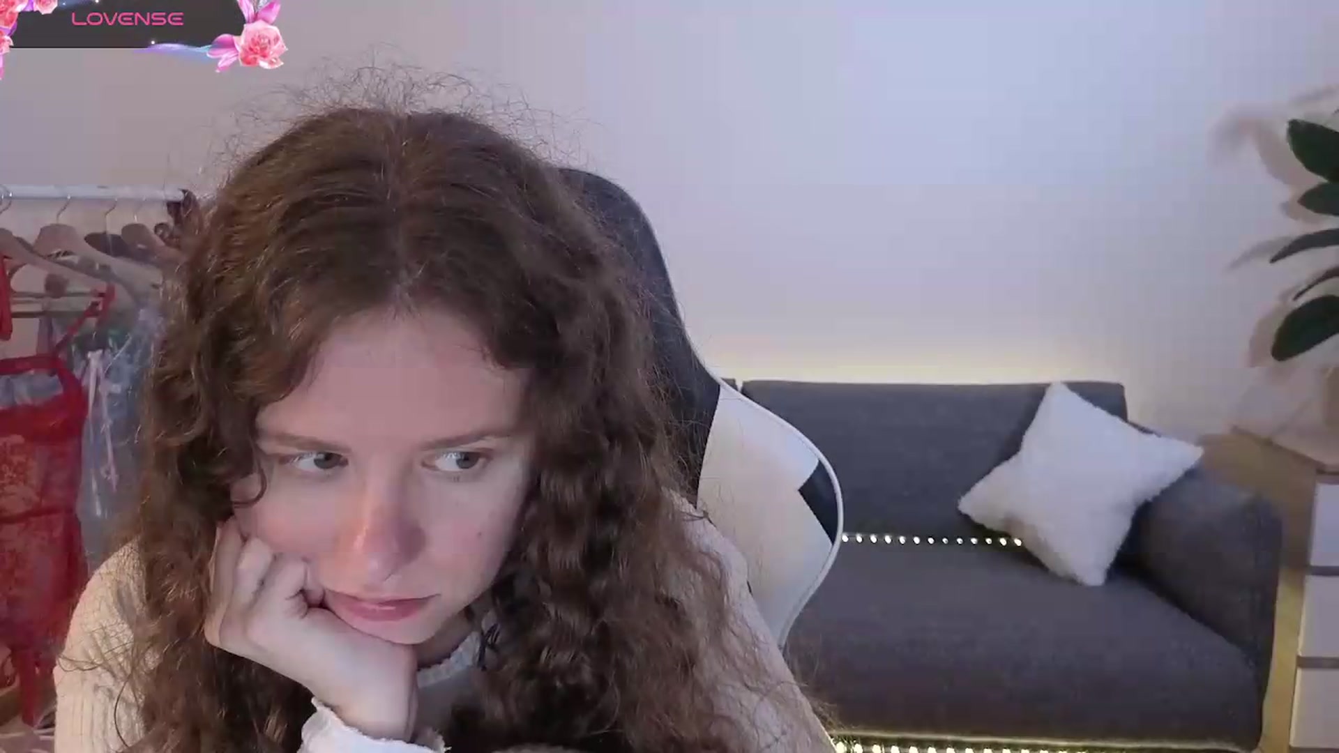 Gallery image thumbnail from BlueFlowerr's myfreecams stream on, 07/11/2026, 19:48 image 11 of 20