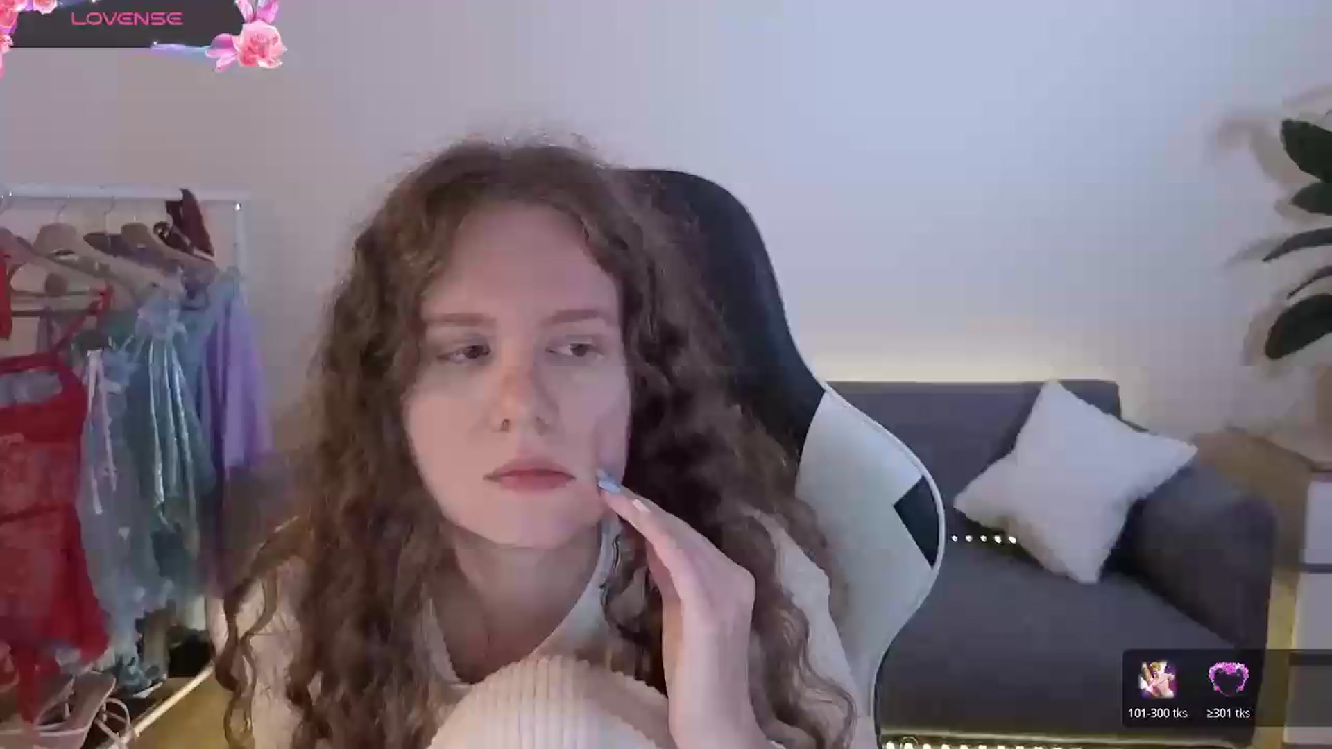 Gallery image thumbnail from BlueFlowerr's myfreecams stream on, 07/11/2026, 21:24 image 1 of 20