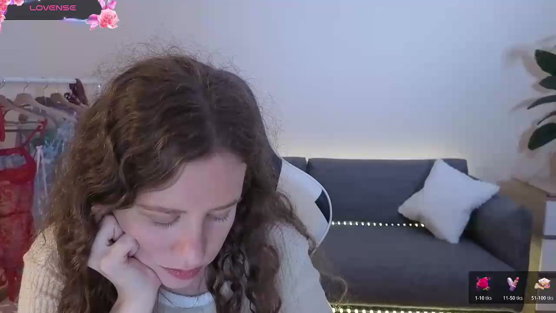 Gallery image thumbnail from BlueFlowerr's myfreecams stream on, 07/11/2026, 21:24 image 14 of 20