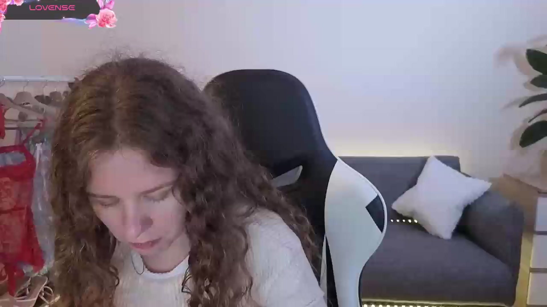 Gallery image thumbnail from BlueFlowerr's myfreecams stream on, 07/11/2026, 21:24 image 2 of 20