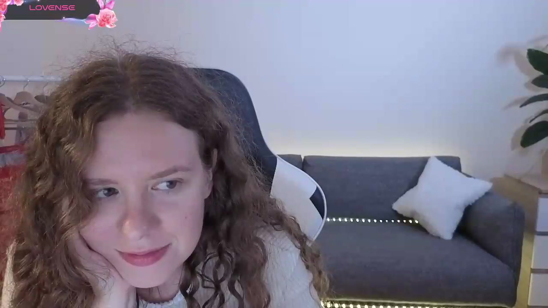 Gallery image thumbnail from BlueFlowerr's myfreecams stream on, 07/11/2026, 21:24 image 13 of 20