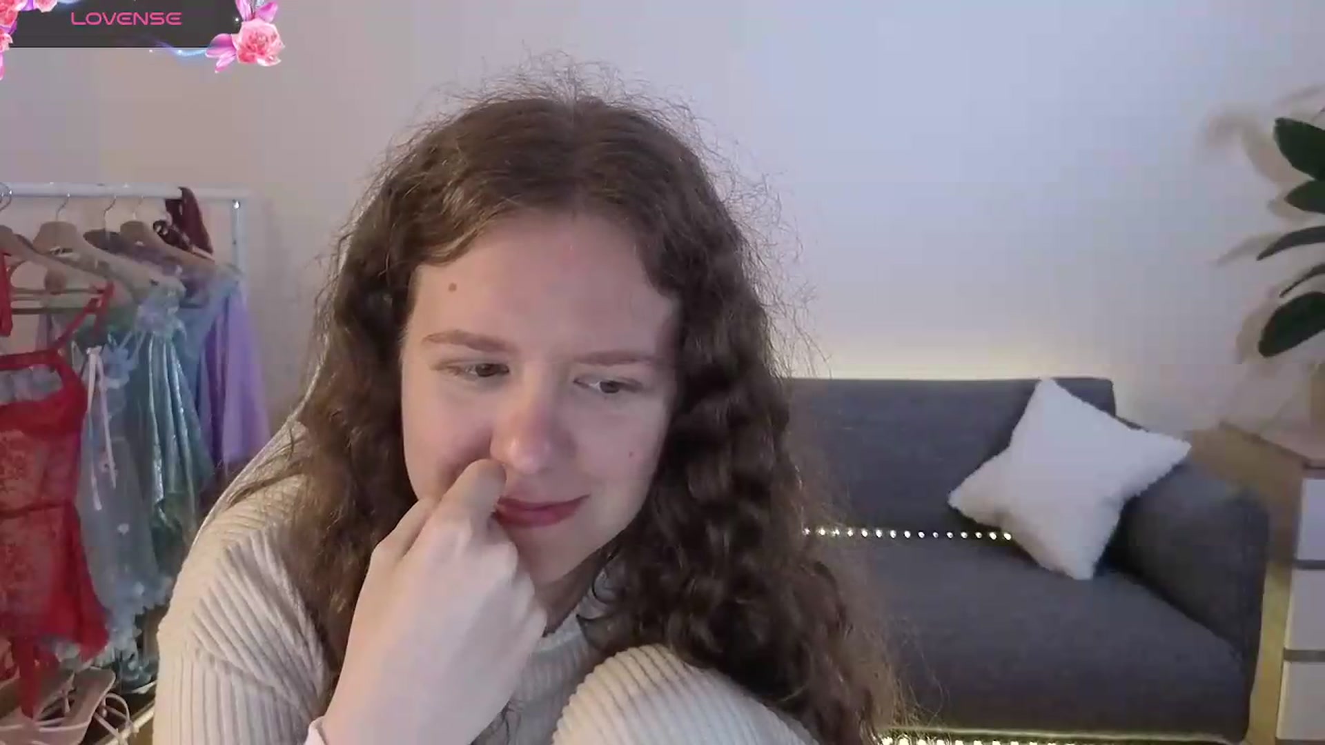 Gallery image thumbnail from BlueFlowerr's myfreecams stream on, 07/11/2026, 22:45 image 3 of 20