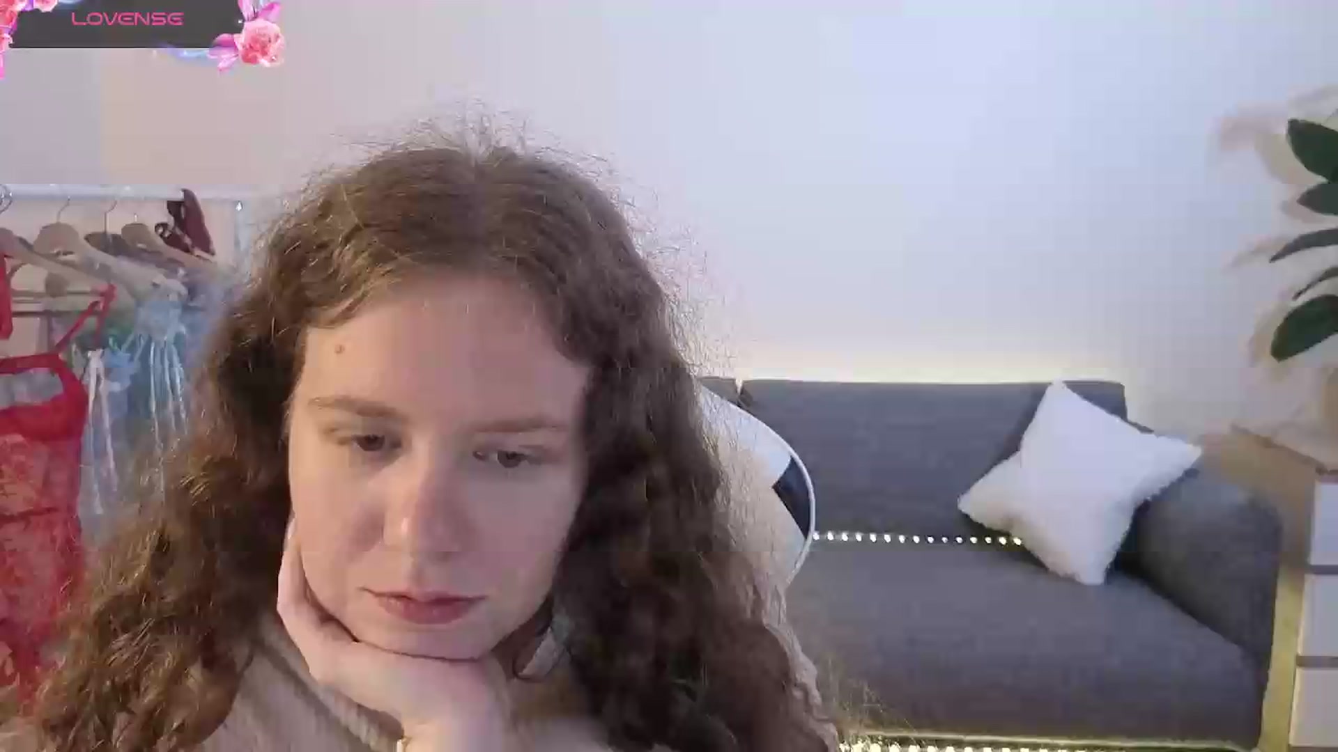 Gallery image thumbnail from BlueFlowerr's myfreecams stream on, 07/11/2026, 22:45 image 7 of 20
