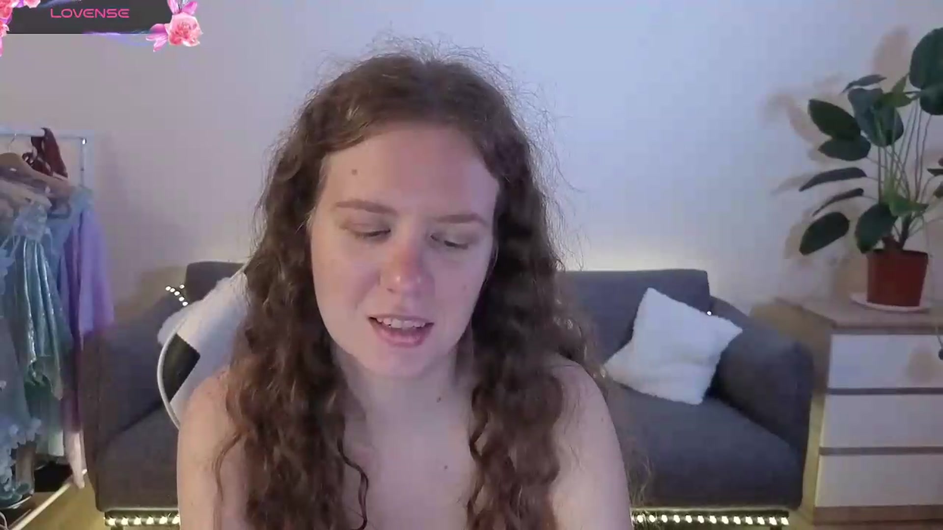 Gallery image thumbnail from BlueFlowerr's myfreecams stream on, 07/12/2026, 24:50 image 4 of 20