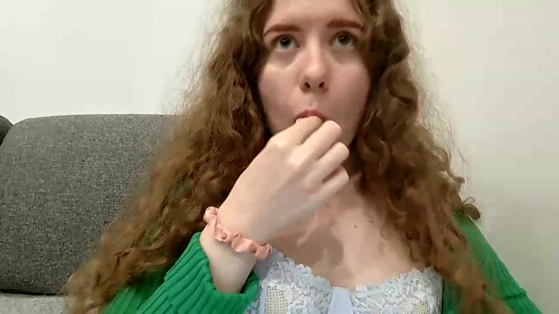 Gallery image thumbnail from BlueFlowerr's myfreecams stream on, 07/14/2026, 24:31 image 2 of 20