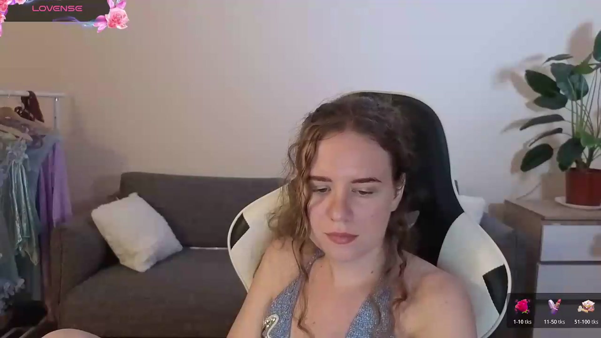 Gallery image thumbnail from BlueFlowerr's myfreecams stream on, 07/15/2026, 21:51 image 11 of 20