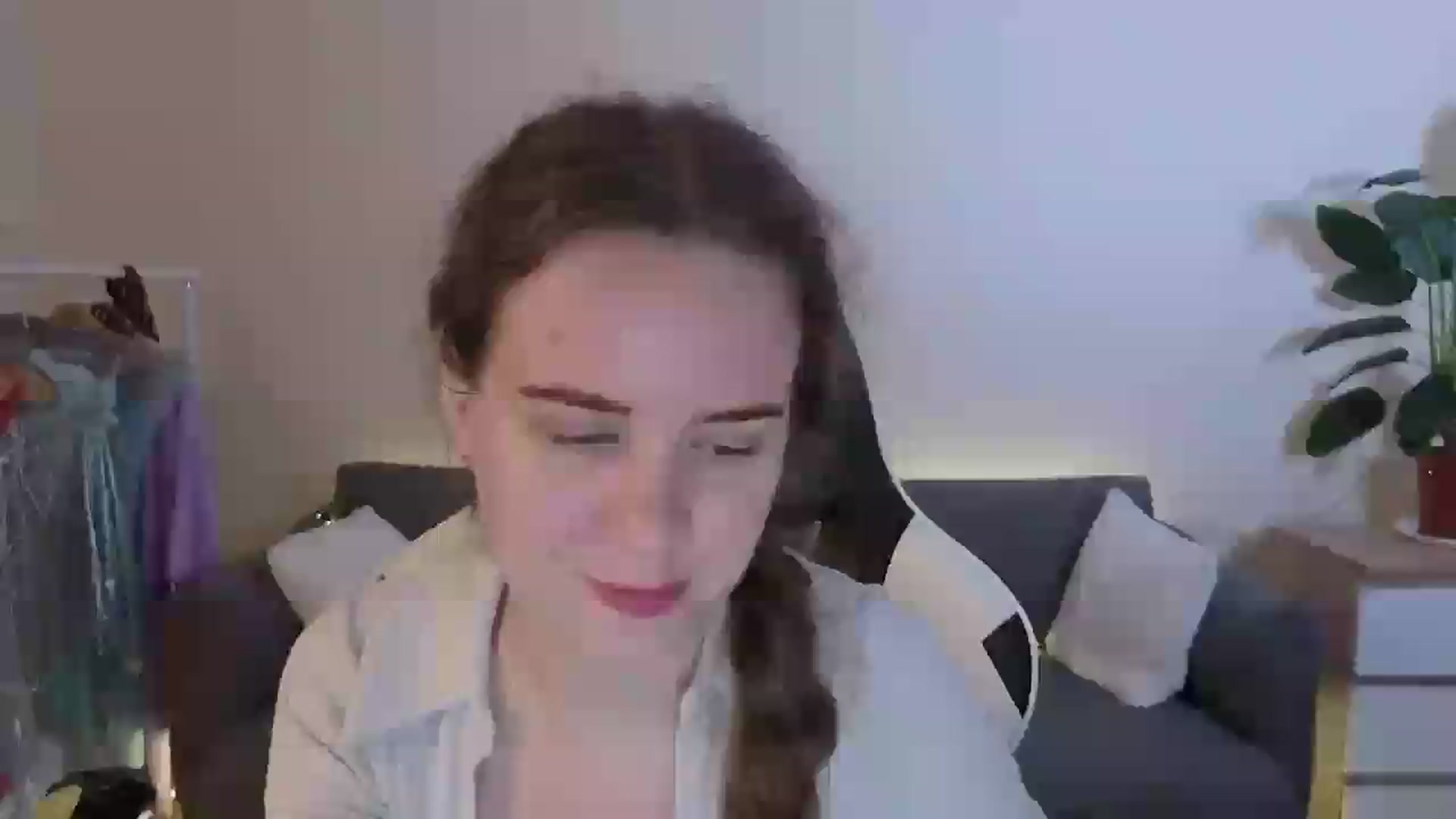 Gallery image thumbnail from BlueFlowerr's myfreecams stream on, 07/16/2026, 20:51 image 1 of 20