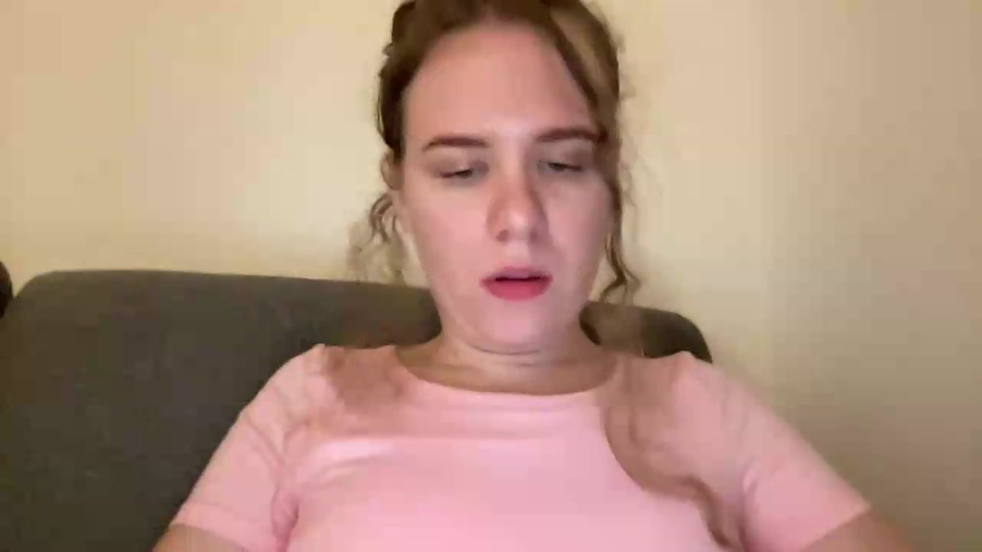 Gallery image thumbnail from BlueFlowerr's myfreecams stream on, 07/17/2026, 21:51 image 5 of 20