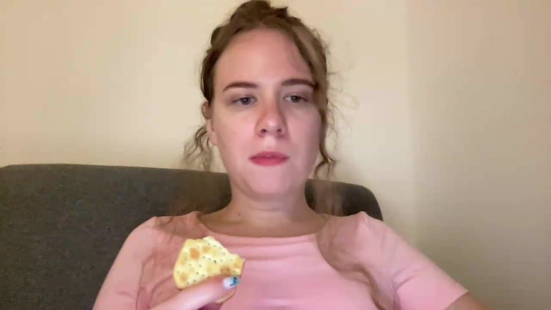 Gallery image thumbnail from BlueFlowerr's myfreecams stream on, 07/17/2026, 21:51 image 8 of 20