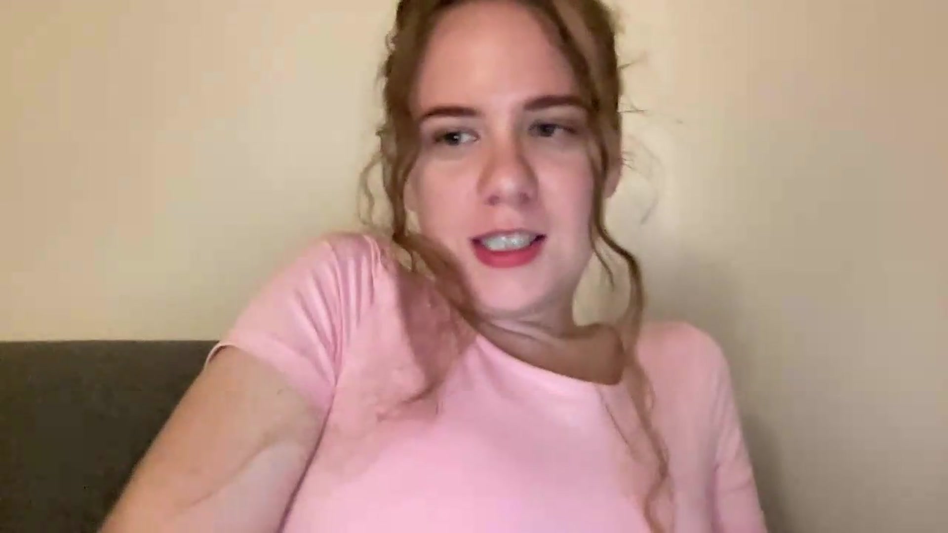 Gallery image thumbnail from BlueFlowerr's myfreecams stream on, 07/17/2026, 23:12 image 14 of 20