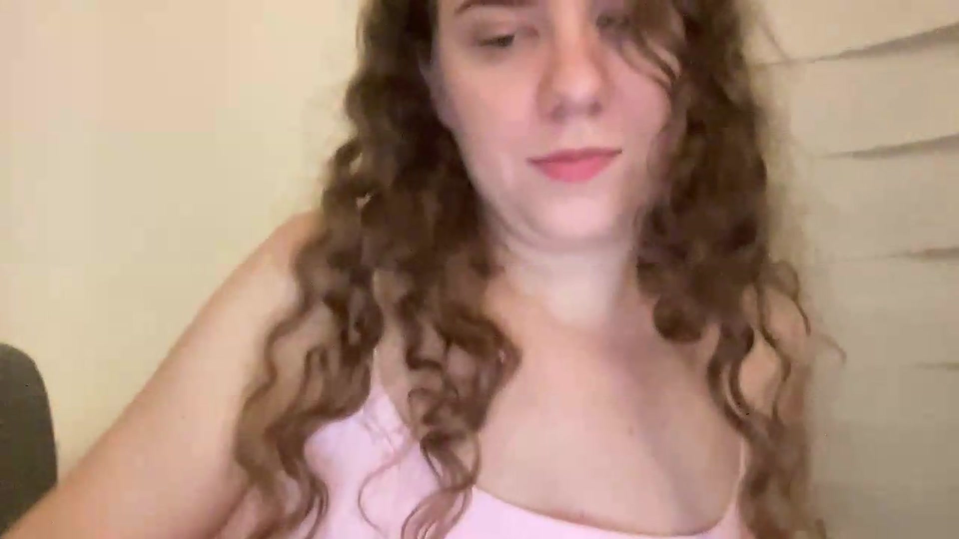 Gallery image thumbnail from BlueFlowerr's myfreecams stream on, 07/19/2026, 01:18 image 9 of 20