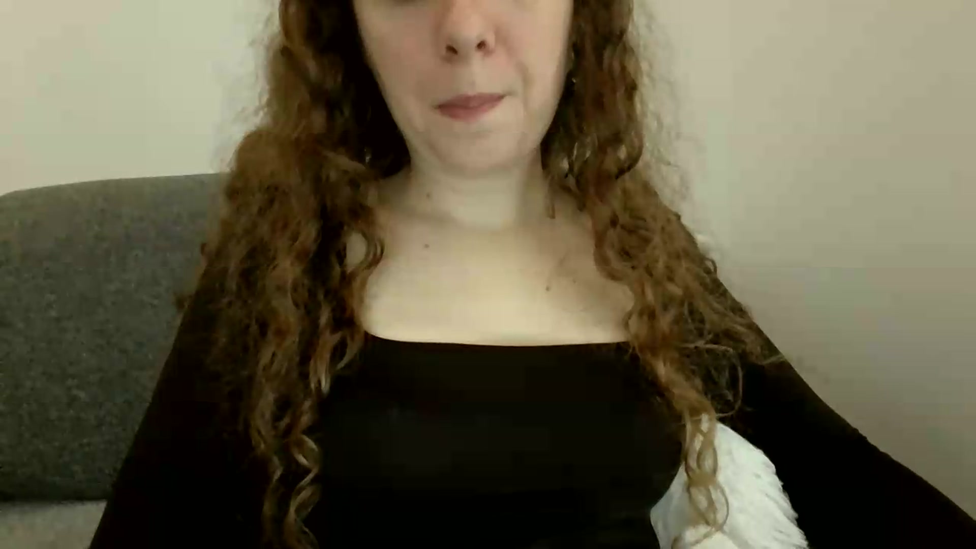 Gallery image thumbnail from BlueFlowerr's myfreecams stream on, 07/19/2026, 18:05 image 5 of 20