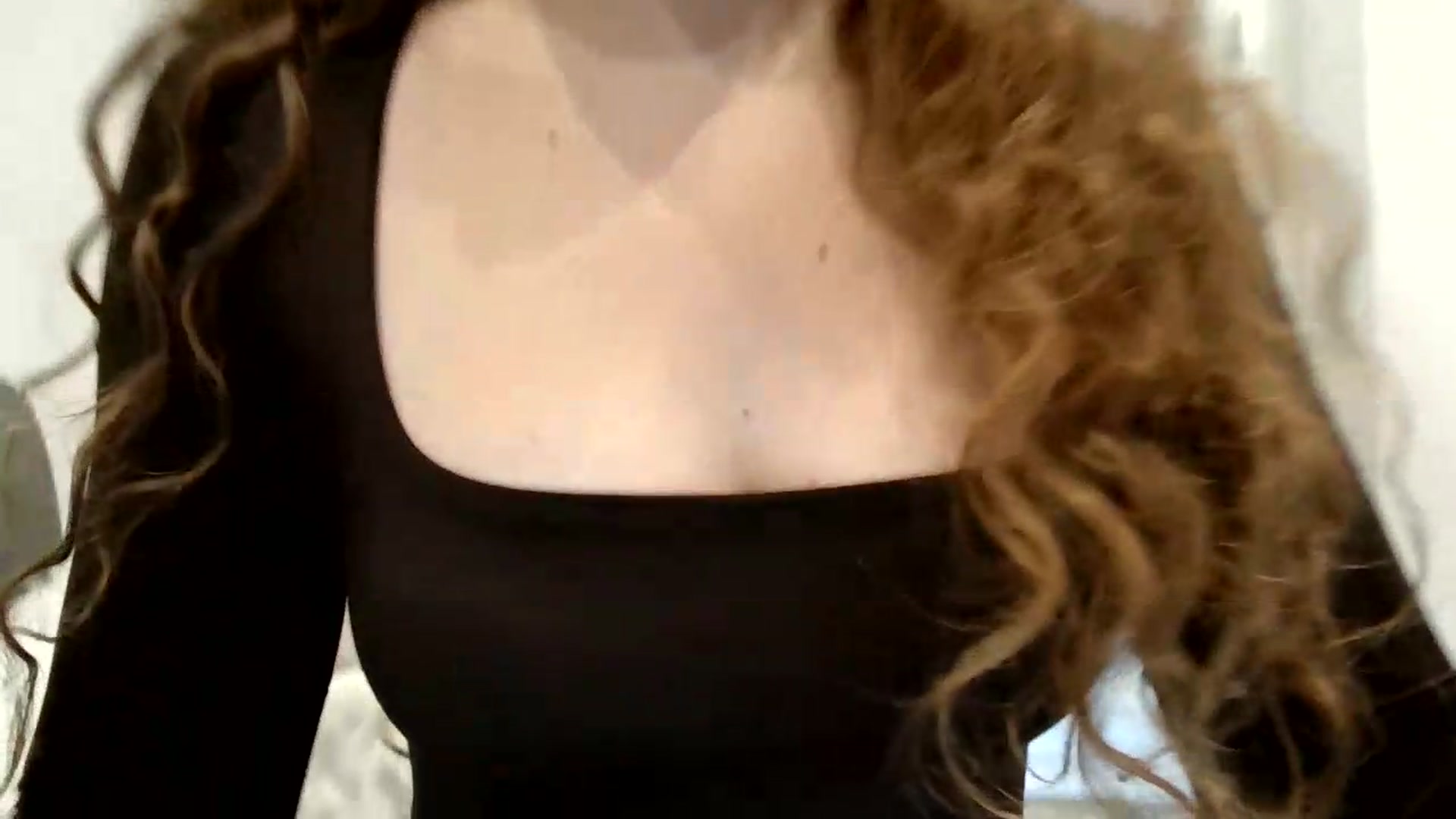 Gallery image thumbnail from BlueFlowerr's myfreecams stream on, 07/19/2026, 18:05 image 20 of 20