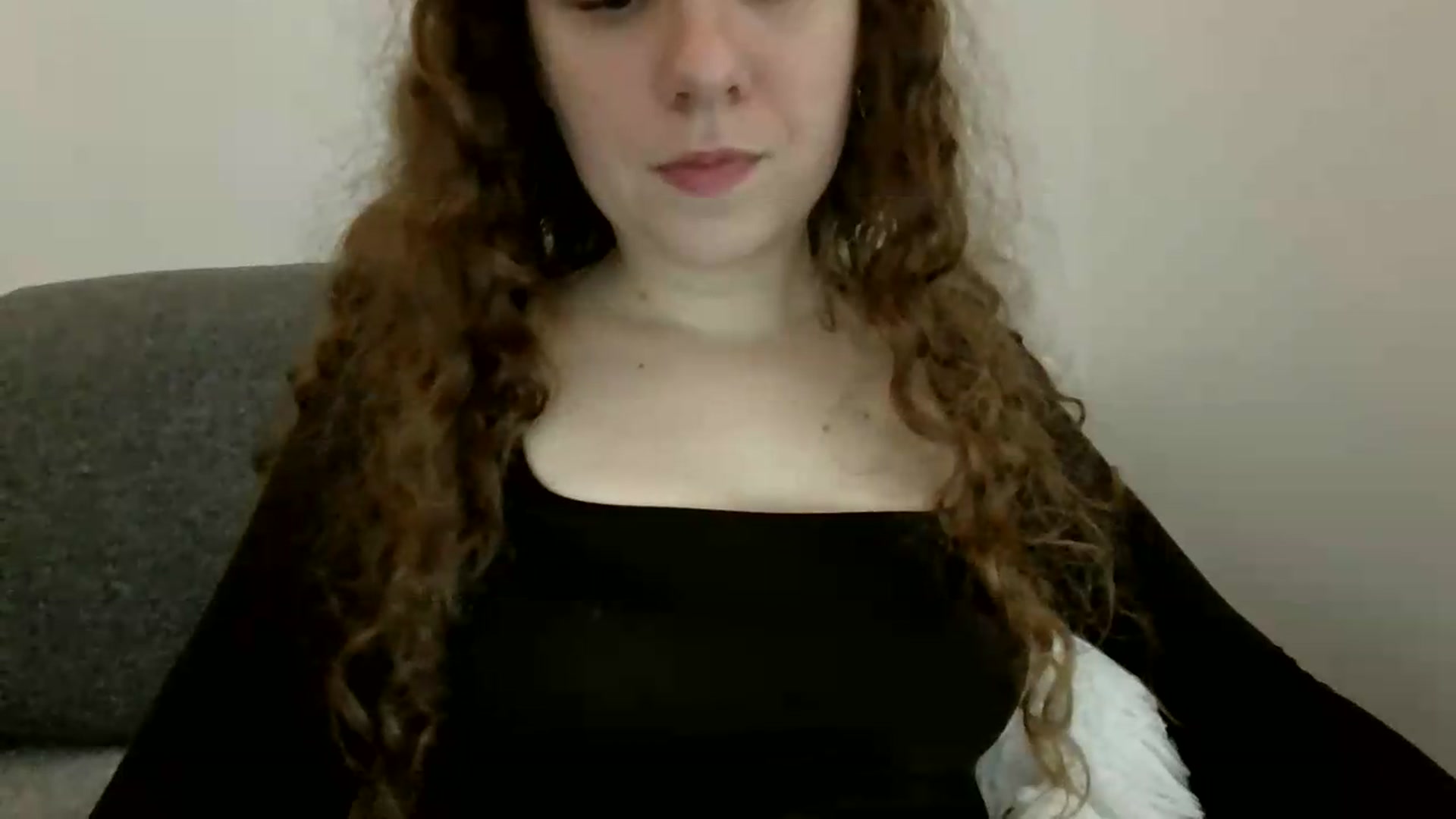 Gallery image thumbnail from BlueFlowerr's myfreecams stream on, 07/19/2026, 18:05 image 7 of 20