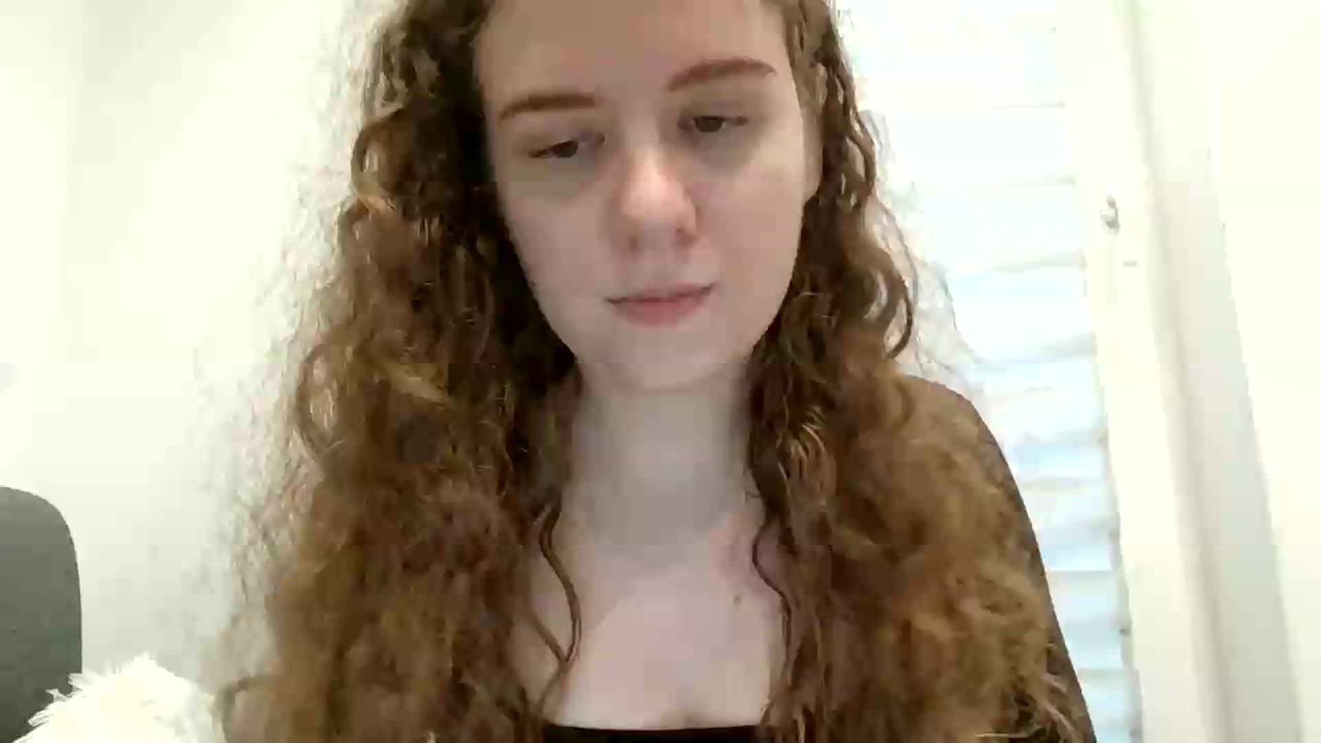 Gallery image thumbnail from BlueFlowerr's myfreecams stream on, 07/19/2026, 18:05 image 17 of 20