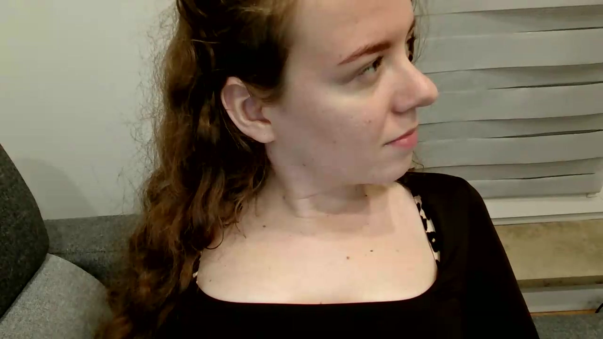 Gallery image thumbnail from BlueFlowerr's myfreecams stream on, 07/19/2026, 19:17 image 12 of 20