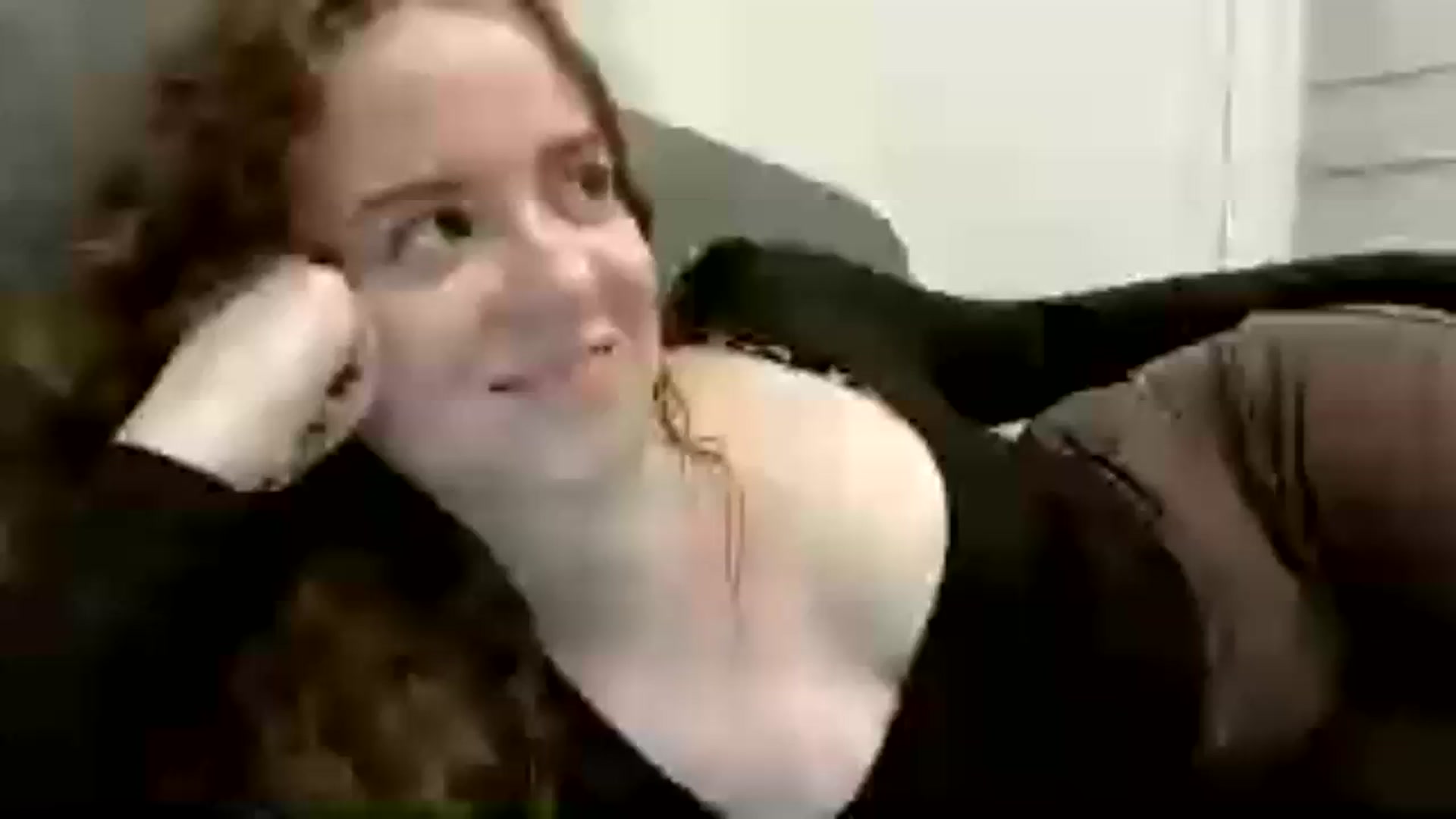 Gallery image thumbnail from BlueFlowerr's myfreecams stream on, 07/19/2026, 19:17 image 15 of 20