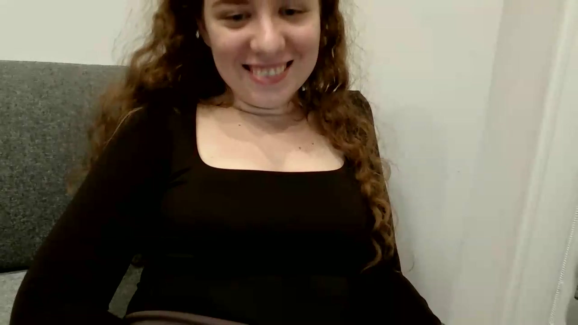 Gallery image thumbnail from BlueFlowerr's myfreecams stream on, 07/19/2026, 21:25 image 8 of 20