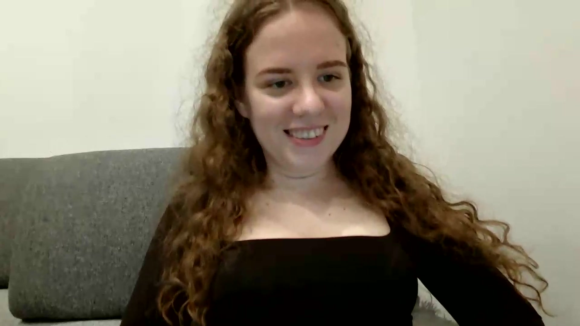 Gallery image thumbnail from BlueFlowerr's myfreecams stream on, 07/19/2026, 22:44 image 17 of 20