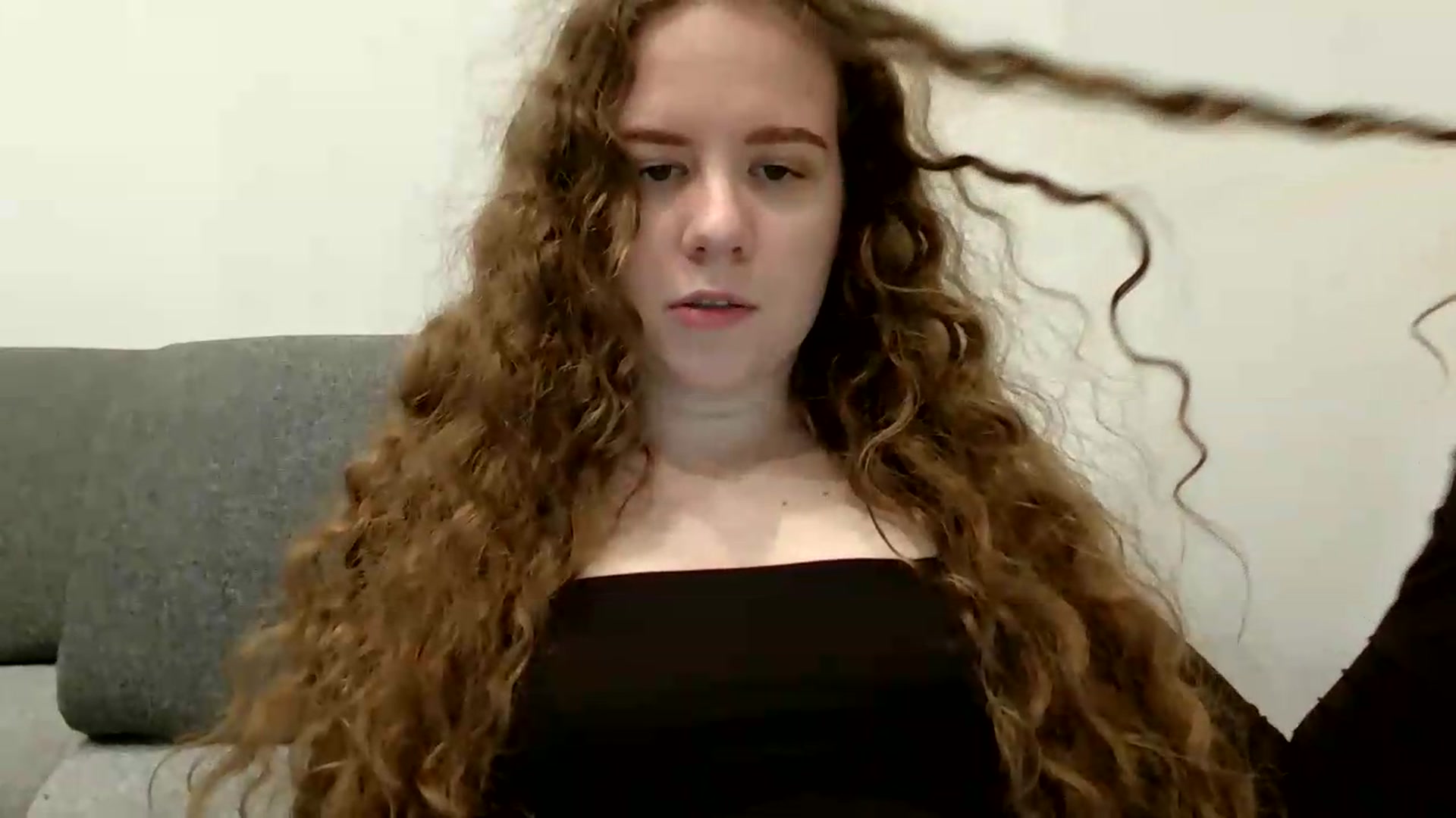 Gallery image thumbnail from BlueFlowerr's myfreecams stream on, 07/19/2026, 22:44 image 18 of 20