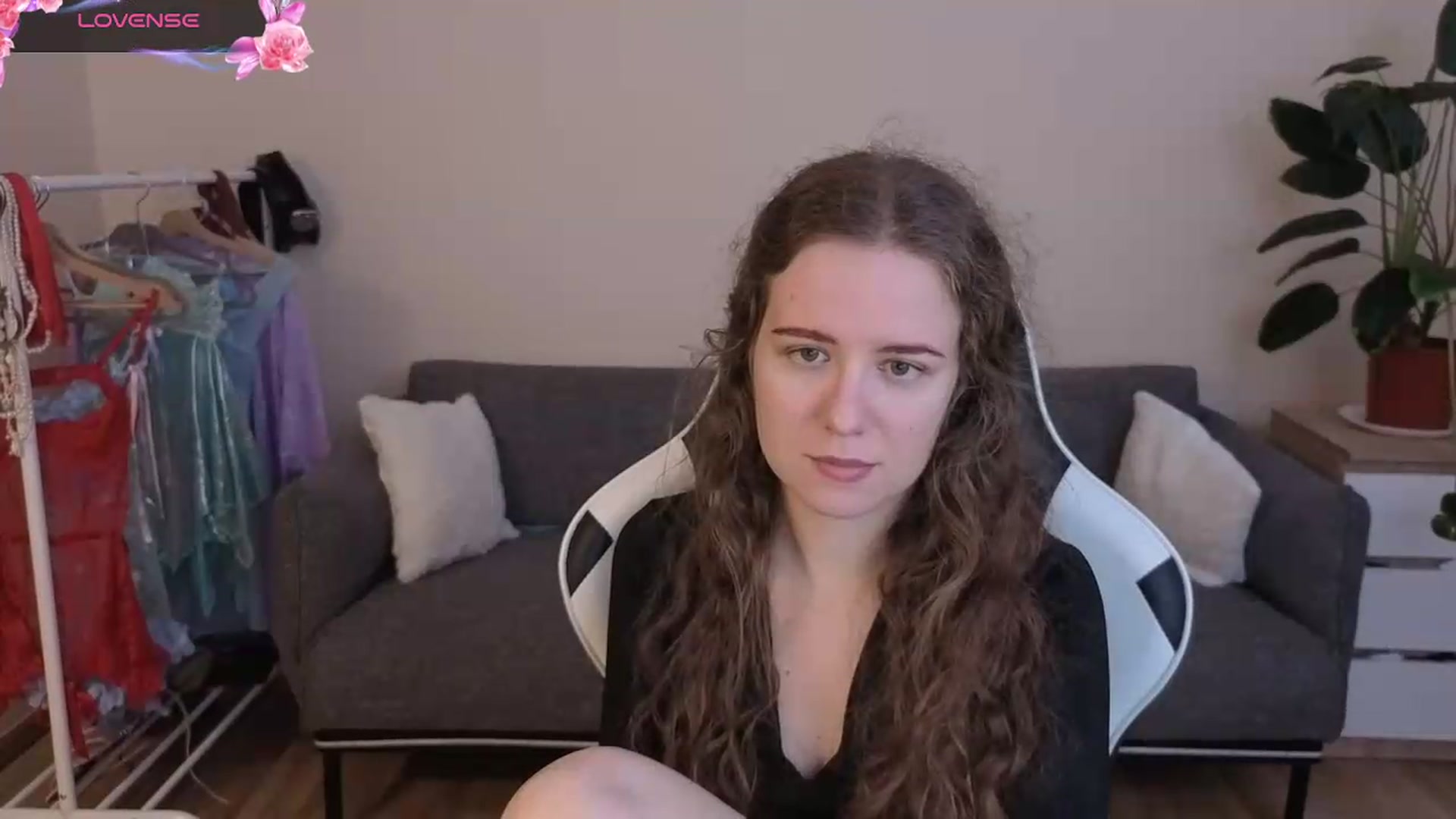 Gallery image thumbnail from BlueFlowerr's myfreecams stream on, 07/20/2026, 17:10 image 8 of 20
