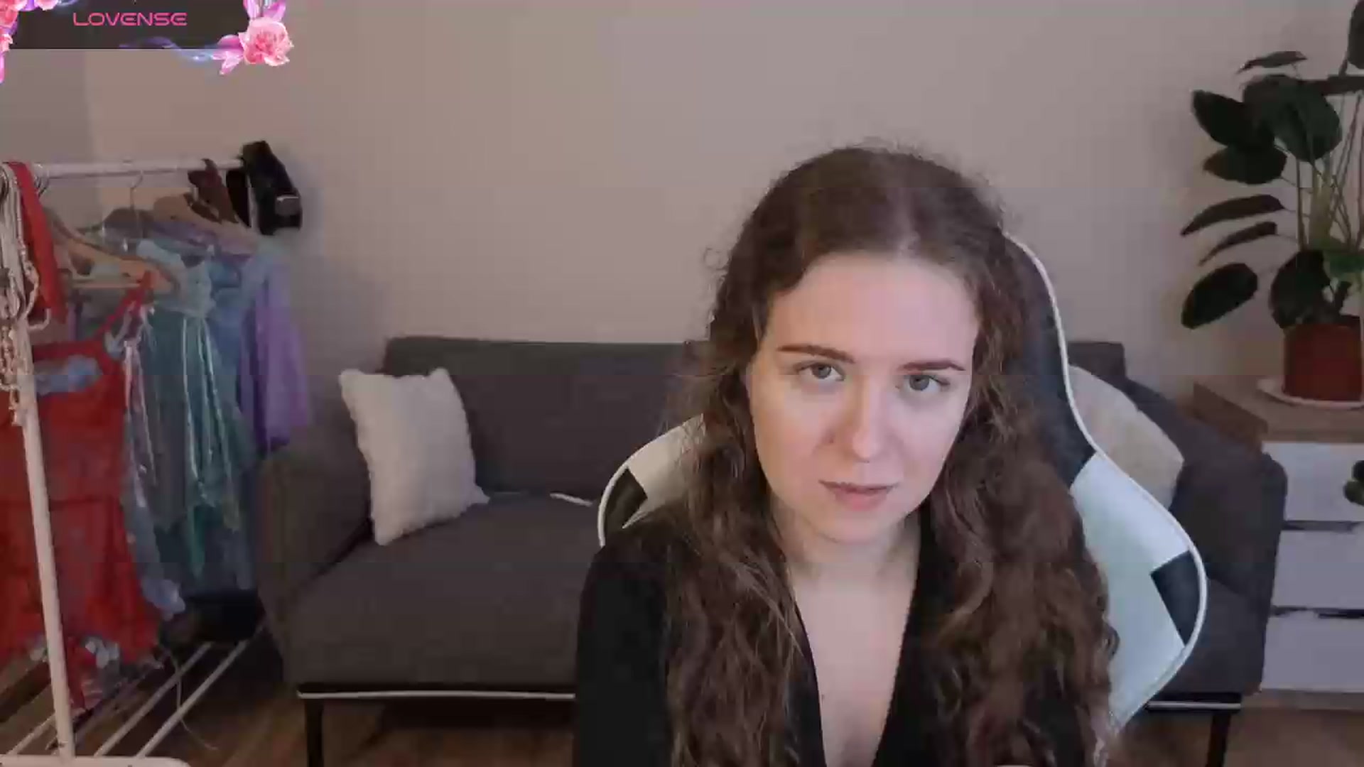 Gallery image thumbnail from BlueFlowerr's myfreecams stream on, 07/20/2026, 17:51 image 1 of 20