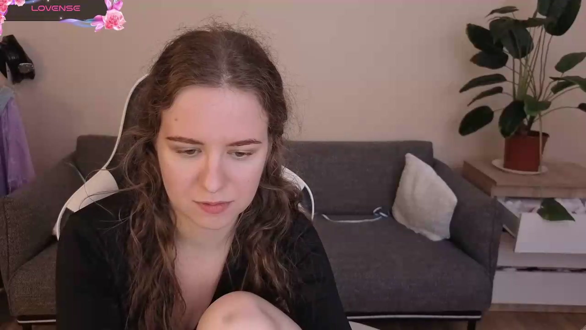 Gallery image thumbnail from BlueFlowerr's myfreecams stream on, 07/20/2026, 20:13 image 11 of 20