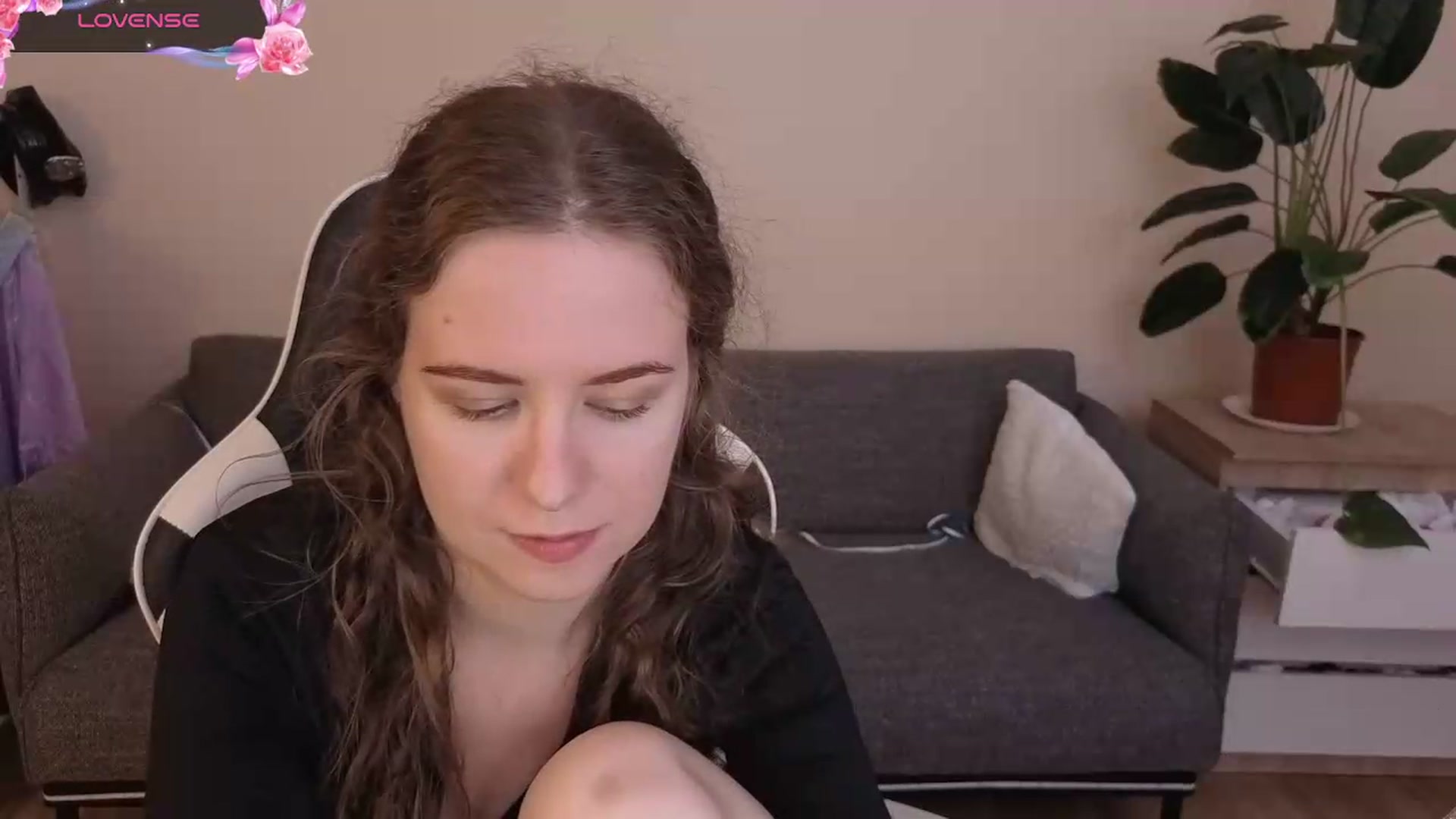 Gallery image thumbnail from BlueFlowerr's myfreecams stream on, 07/20/2026, 20:13 image 7 of 20