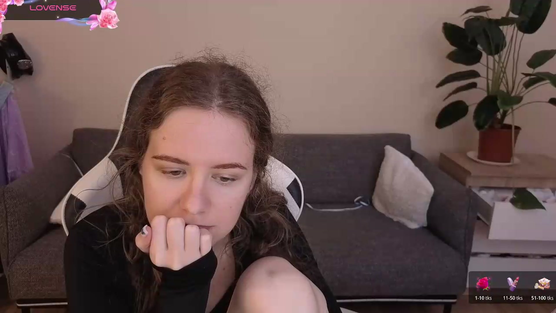 Gallery image thumbnail from BlueFlowerr's myfreecams stream on, 07/20/2026, 20:13 image 14 of 20