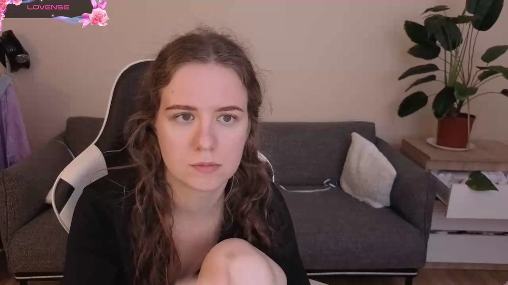 Gallery image thumbnail from BlueFlowerr's myfreecams stream on, 07/20/2026, 20:13 image 12 of 20