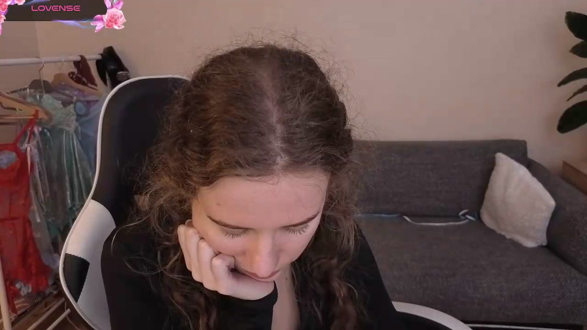 Gallery image thumbnail from BlueFlowerr's myfreecams stream on, 07/20/2026, 21:00 image 20 of 20