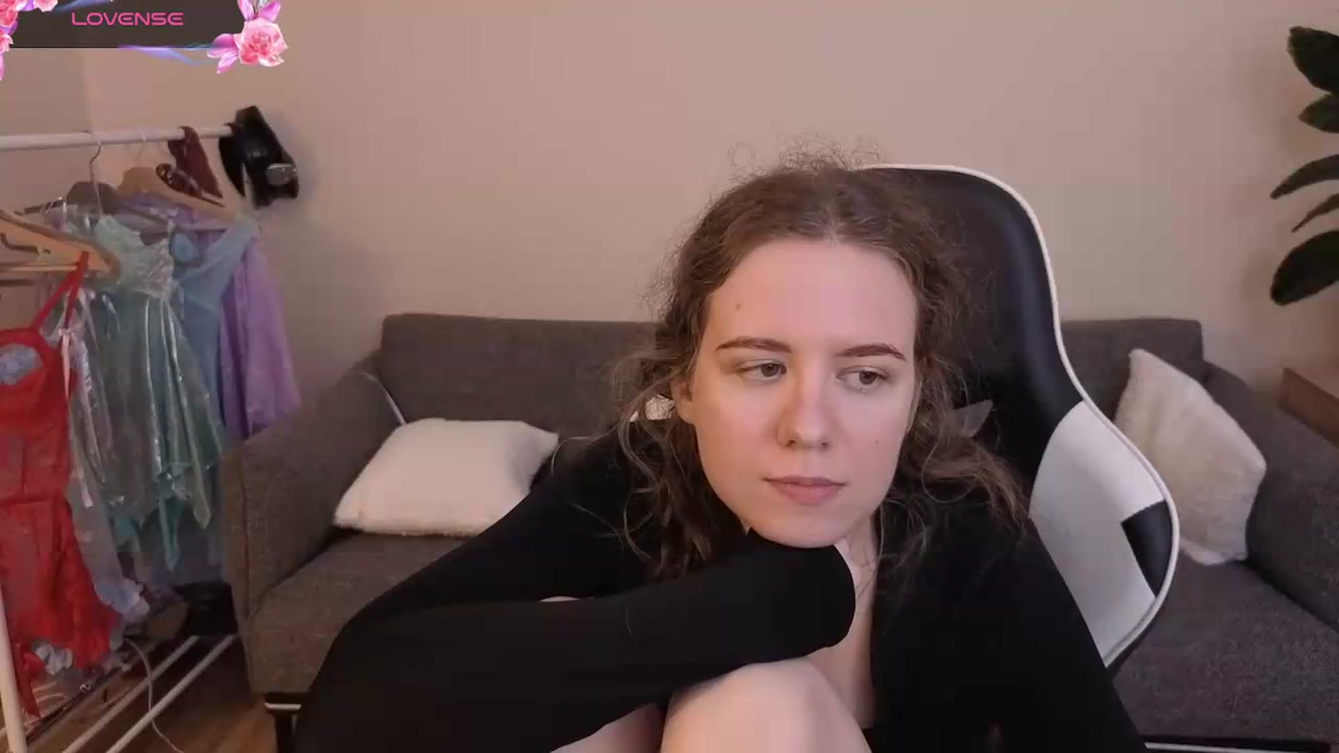Gallery image thumbnail from BlueFlowerr's myfreecams stream on, 07/20/2026, 21:00 image 10 of 20