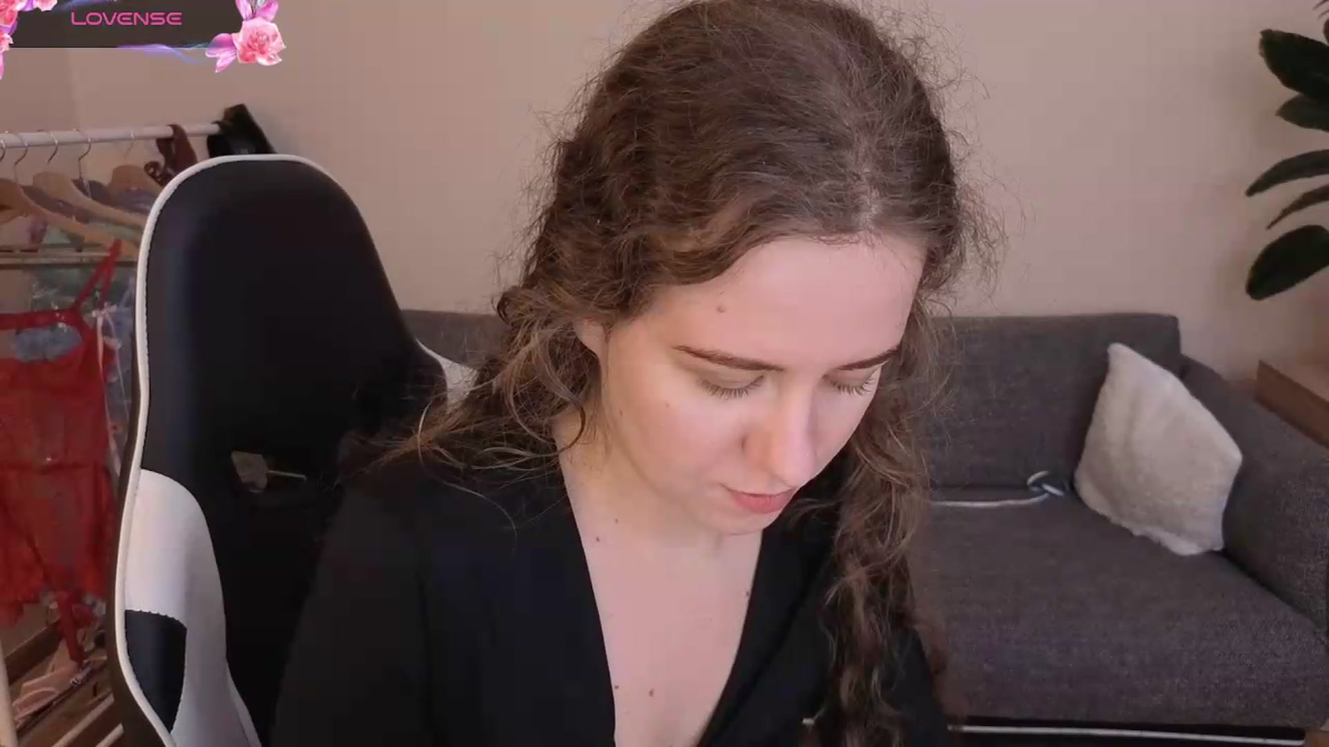 Gallery image thumbnail from BlueFlowerr's myfreecams stream on, 07/20/2026, 21:46 image 16 of 20
