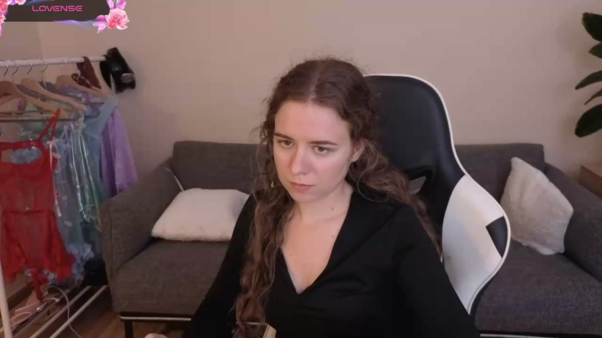 Gallery image thumbnail from BlueFlowerr's myfreecams stream on, 07/20/2026, 21:46 image 2 of 20